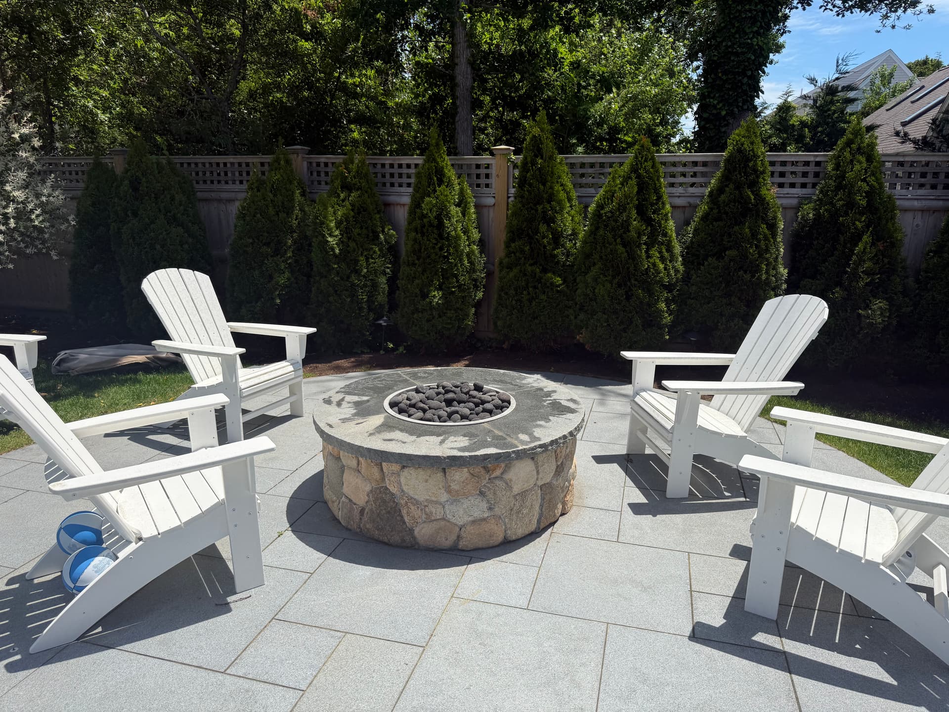Gas Fire Pit with New England Round Weathered Veneer and Chatham Blue Granite image